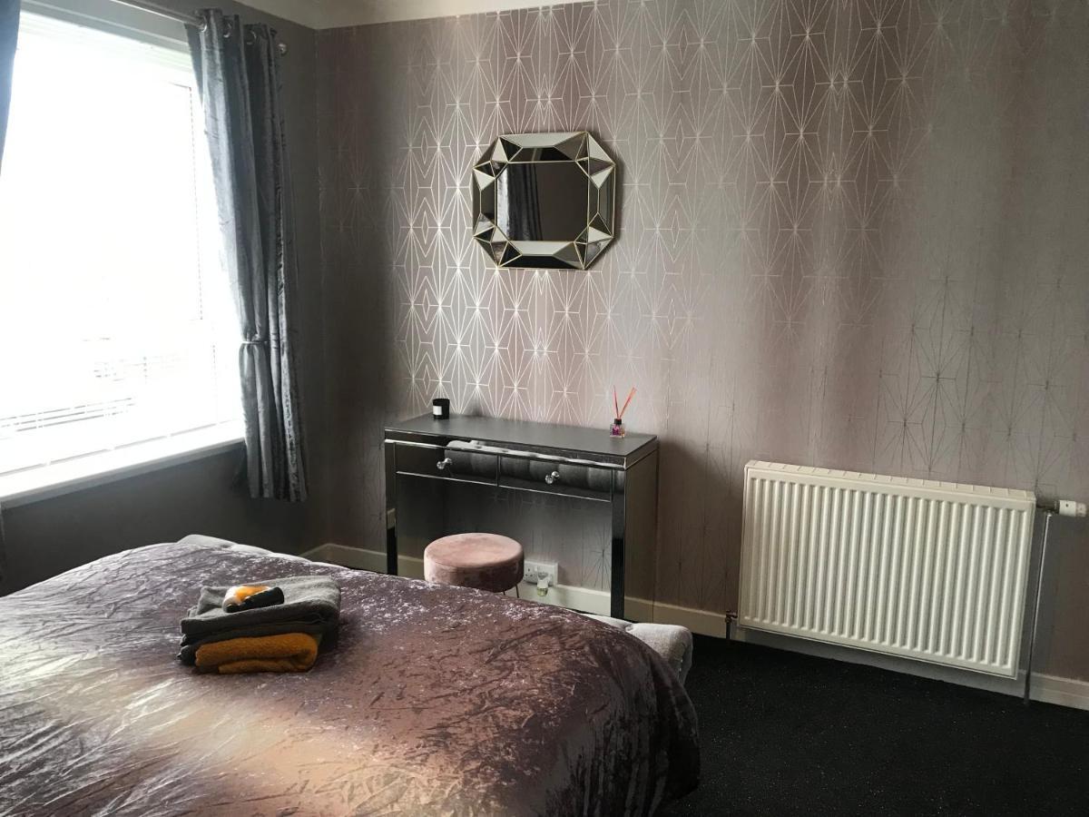 Home Comforts Near Dundee City Centre Bagian luar foto