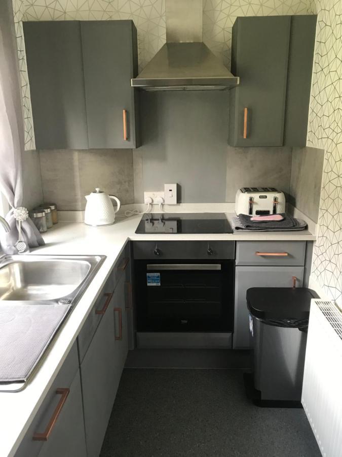 Home Comforts Near Dundee City Centre Bagian luar foto