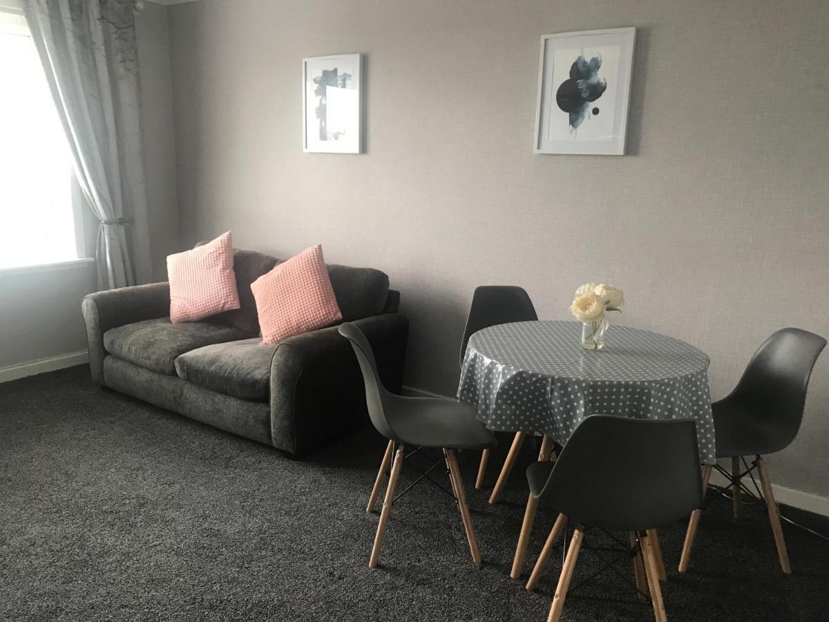 Home Comforts Near Dundee City Centre Bagian luar foto